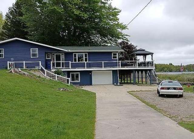 Property at 4419 E State Rd, Hale, MI 48739, 4 beds, 2.5 baths