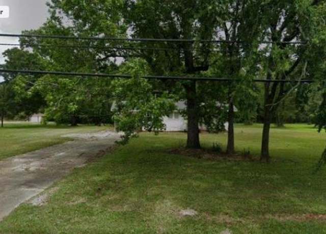 Property at 4503 Groom Rd, Baker, LA 70714, 4 beds, 1 bath
