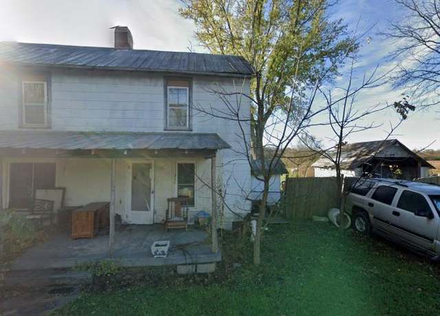 Property at 411 Franklin St, Cowan, TN 37318, 3 beds, 1 bath