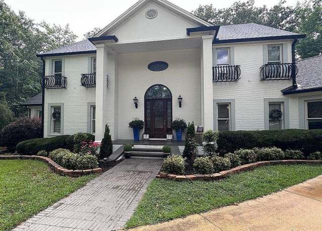 Property at 400 Country Club Rd, Fulton, MS 38843, 5 beds, 4 baths