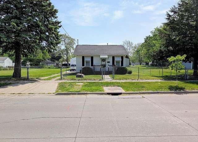 Property at 1255 E 26th St, Des Moines, IA 50317, 2 beds, 1 bath