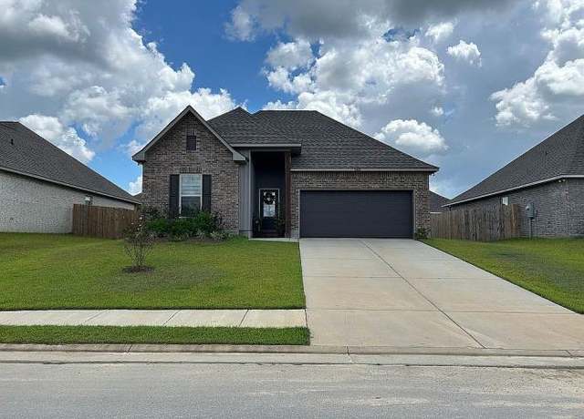 Property at 11402 Crystal Lake Dr, Gulfport, MS 39503, 3 beds, 2 baths