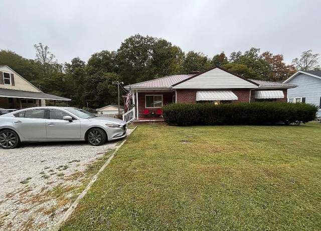 Property at 1006 Raceland Ave, Russell, KY 41169, 3 beds, 1 bath