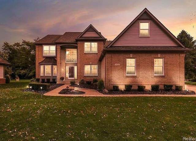 Property at 29217 Autumn Rdg, Farmington Hills, MI 48334, 4 beds, 2.5 baths