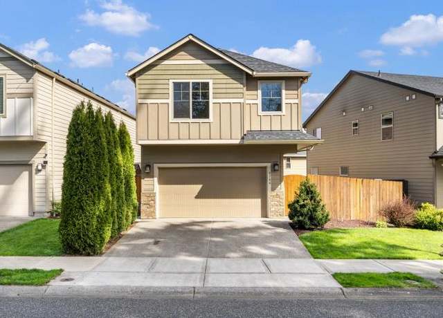 Property at 5704 NE 47th St, Vancouver, WA 98661, 3 beds, 2.5 baths