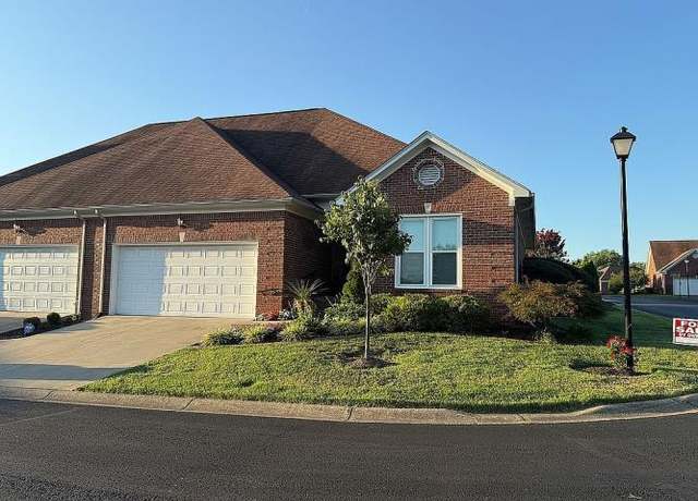 Property at 8300 Dravo Cir, Louisville, KY 40220, 3 beds, 2 baths