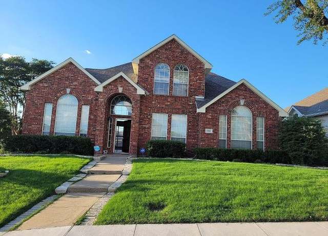 Property at 1464 Summerhill Dr, Carrollton, TX 75007, 4 beds, 2.5 baths