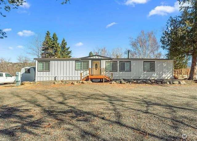 Property at 2120 Malaga Alcoa Hwy, Malaga, WA 98828, 2 beds, 3 baths