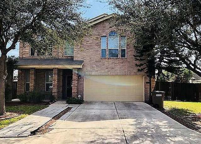 Property at 3602 Wolf Dr, Edinburg, TX 78541, 5 beds