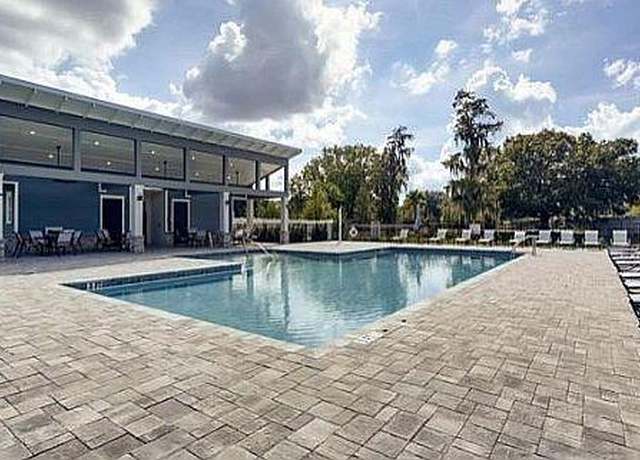Property at 2890 Grand Kemerton Pl, Tampa, FL 33618, 3 beds, 2.5 baths