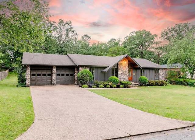 Property at 11125 Sabine Valley Dr, Little Rock, AR 72212, 3 beds, 2 baths