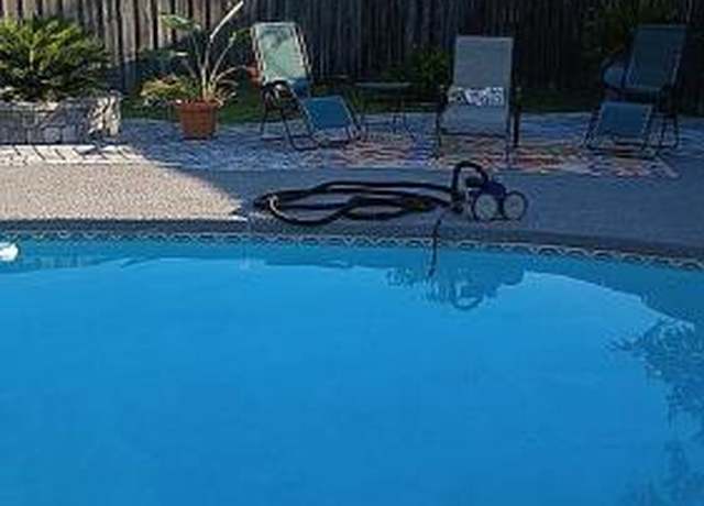 Property at 5521 Blackjack Grove Ln, Jacksonville, FL 32258, 3 beds, 2 baths