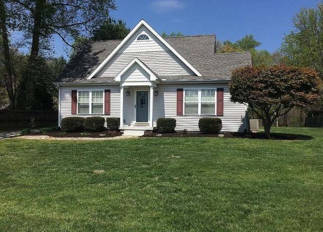 Property at 6101 Felstead Rd, Evansville, IN 47712, 2 beds, 2 baths
