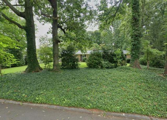 Property at 5379 Harris Cir, Atlanta, GA 30338, 3 beds, 2 baths