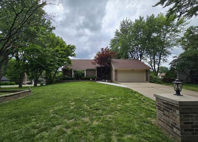 Property at 1801 NW 11th St, Blue Springs, MO 64015, 4 beds, 3 baths