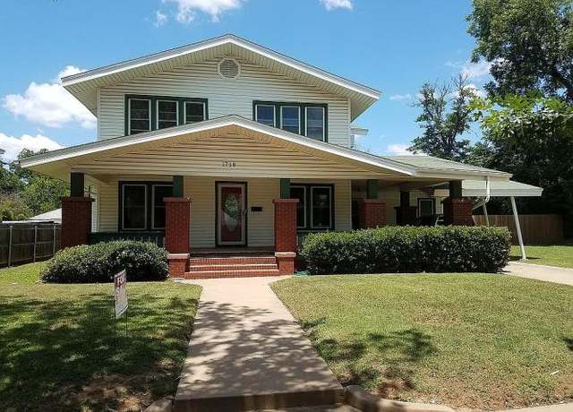 Property at 1718 Huff St, Wichita Falls, TX 76301, 3 beds, 3 baths
