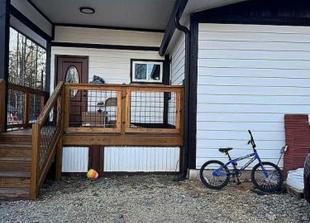 Property at 153 Rocky Top Rd, Zirconia, NC 28790, 4 beds, 2 baths