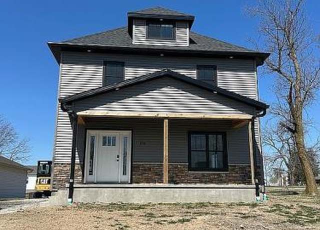 Property at 110 Avenue D, West Point, IA 52656, 4 beds, 2.5 baths