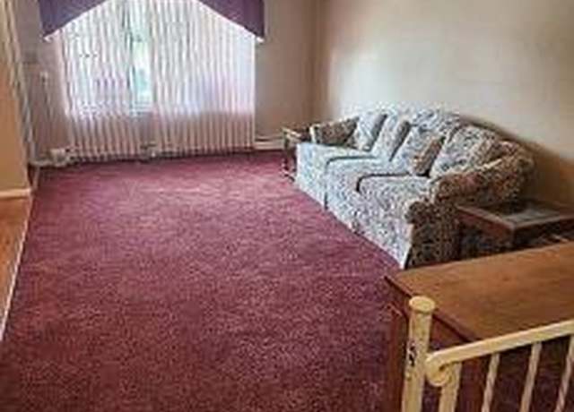 Property at 25202 Franklin Ter, South Lyon, MI 48178, 2 beds, 2 baths