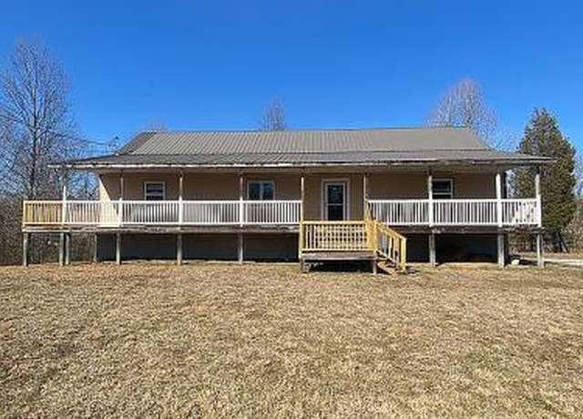 Property at 110 Phillip Freels Ln, Clinton, TN 37716, 2 beds, 2.5 baths