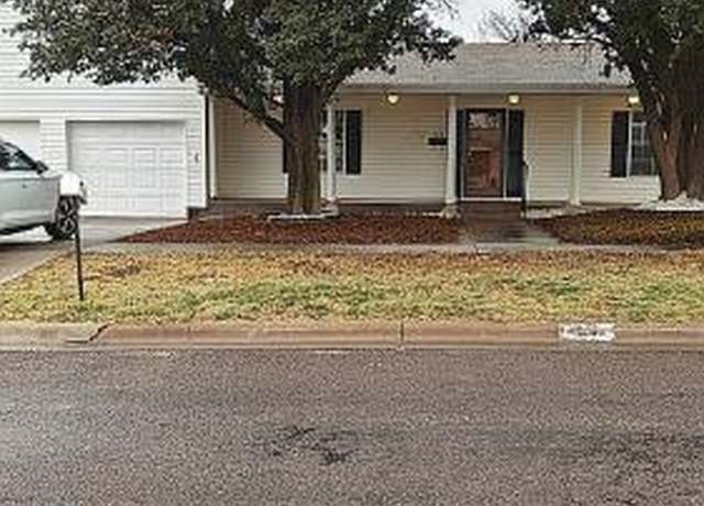 Property at 506 E 17th St, Big Spring, TX 79720, 3 beds, 2 baths