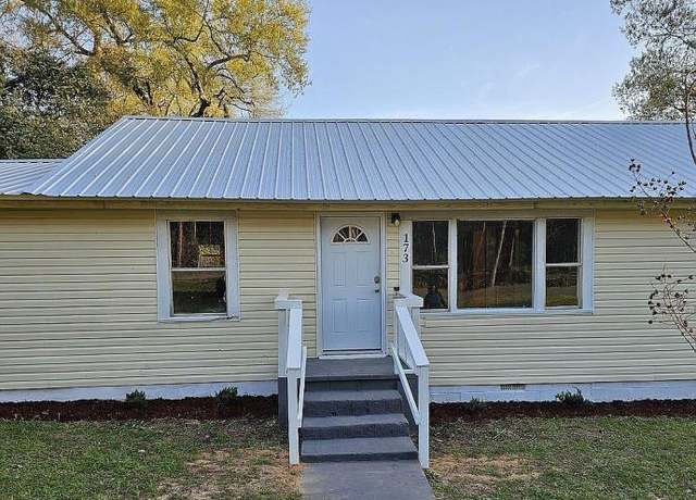 Property at 173 County Road 58, Ozark, AL 36360, 3 beds, 1 bath