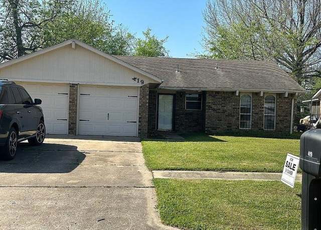Property at 419 Fairfax Dr, Muskogee, OK 74403, 3 beds, 1.5 baths