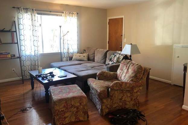 7 Doughty St Apt F Charleston Sc 29403 2 Beds