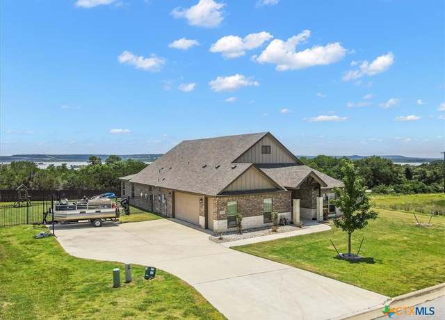 Property at 3410 Shoreline Dr, Harker Heights, TX 76548, 4 beds, 3 baths