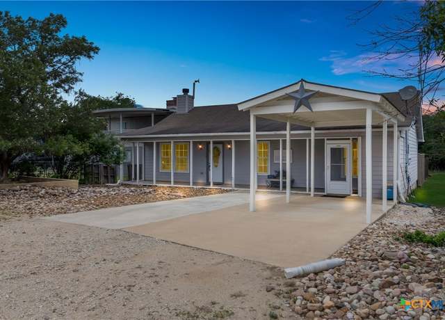 Property at 2743 Fairview Dr, Canyon Lake, TX 78133, 3 beds, 2 baths