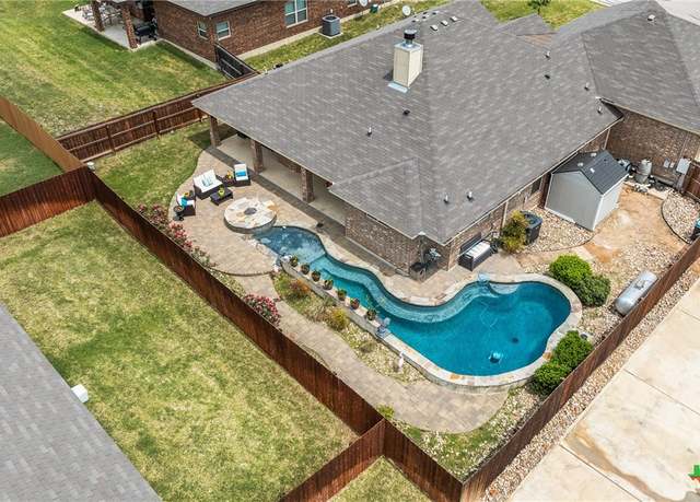 Property at 2032 Cherry Bark Ln, Harker Heights, TX 76548, 3 beds, 2.5 baths