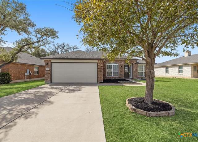 Property at 5701 Southern Belle Dr, Killeen, TX 76542, 4 beds, 2 baths