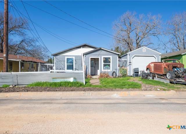 Property at 1012 S 22nd St, Temple, TX 76501, 3 beds, 1 bath