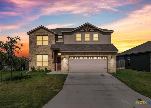 Property at 1252 Grand Oak Trl, Temple, TX 76502, 5 beds, 4 baths