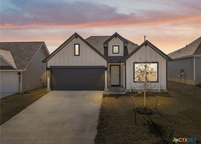 Property at 3718 Addison St, Killeen, TX 76542, 4 beds, 2 baths