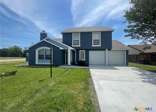 Property at 2016 Kingwood Dr, Killeen, TX 76543, 3 beds, 2.5 baths