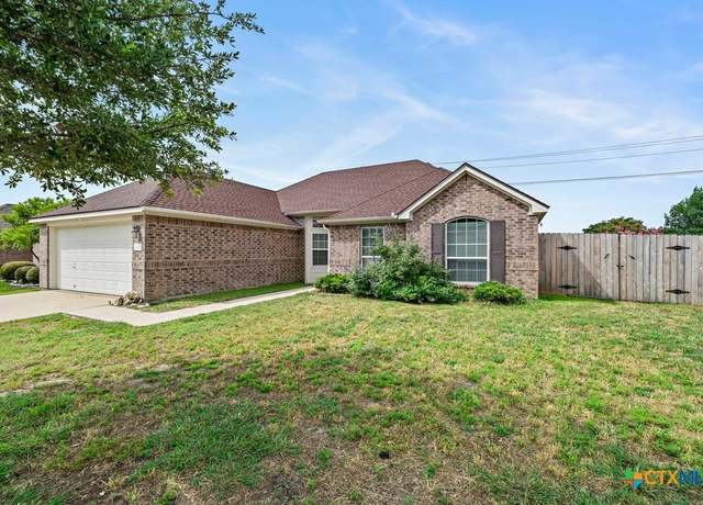 Property at 7621 Amber Meadow Loop, Temple, TX 76502, 4 beds, 2 baths