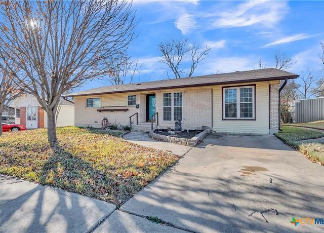 Property at 1208 Westover Dr, Killeen, TX 76549, 3 beds, 2 baths