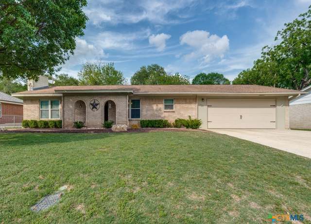 Property at 720 Fair Ln, New Braunfels, TX 78130, 2 beds, 2 baths