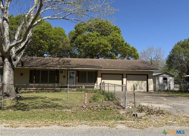 Property at 92 Live Oak St, Lolita, TX 77971, 3 beds, 2 baths