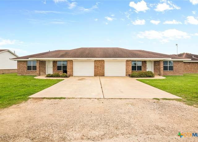 Property at 123,125,374,376,394 Navidad & 6th St, Vanderbilt, TX 77991