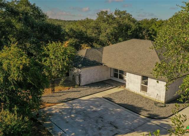 Property at 4414 Summit Hurst, New Braunfels, TX 78132, 3 beds, 2 baths