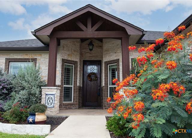 Property at 11010 La Paloma Loop, Salado, TX 76571, 4 beds, 3 baths