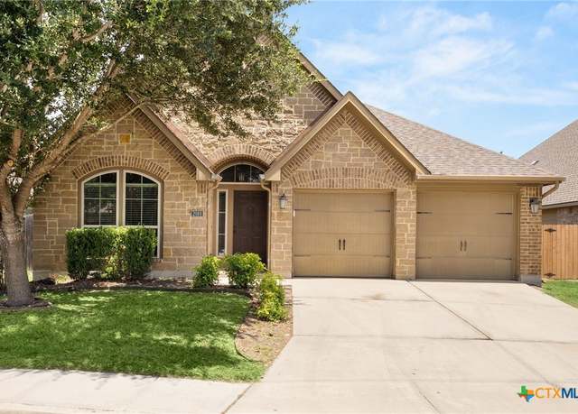 Property at 2989 Saddlehorn Dr, Seguin, TX 78155, 4 beds, 2 baths