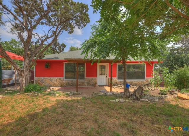 Property at 554 Ramblewood Dr, Canyon Lake, TX 78133, 2 beds, 2 baths