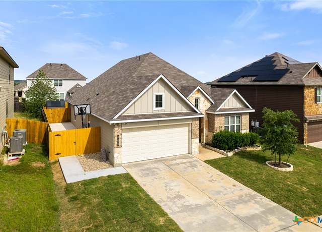Property at 865 Stockdale Rd, Copperas Cove, TX 76522, 4 beds, 3 baths