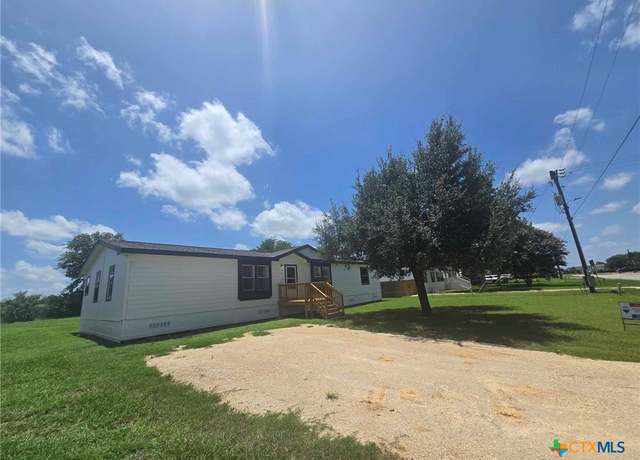 Property at 338 Rosemary Loop, New Braunfels, TX 78130, 3 beds, 2 baths