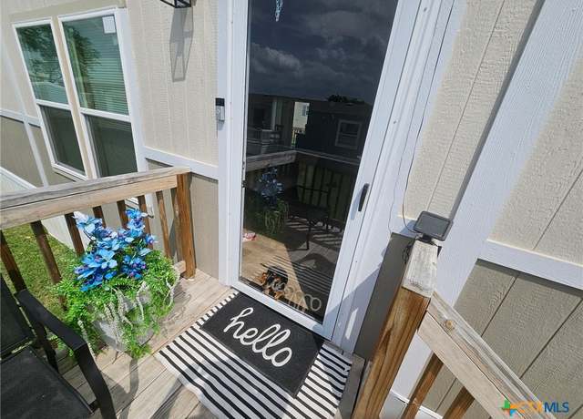 Property at 6100 E Rancier Ave #384, Killeen, TX 76543, 4 beds, 2 baths