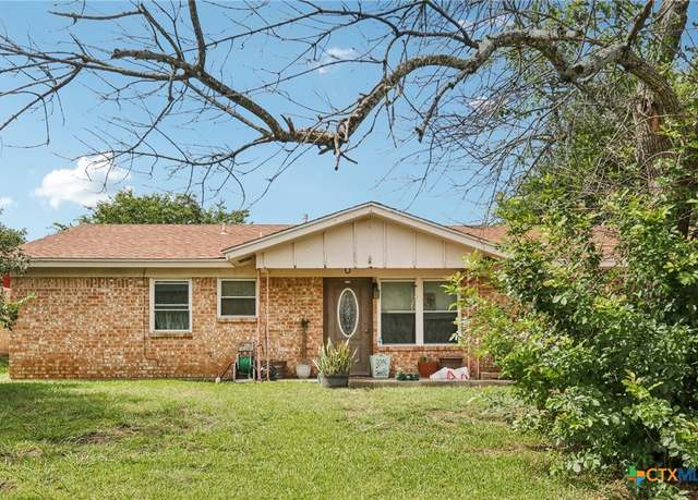 Property at 914 Edwards St, Copperas Cove, TX 76522, 3 beds, 2 baths