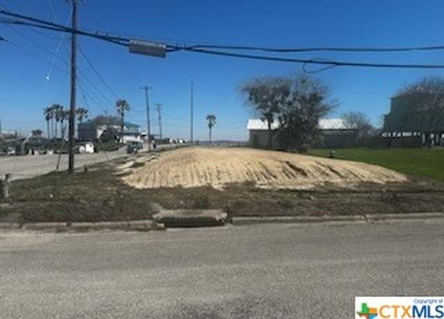 Property at 507 Fulton St, Port Lavaca, TX 77979